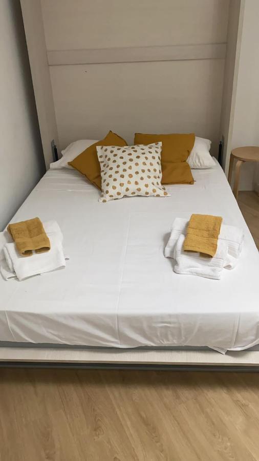 Bonito Estudio Con Terraza Madrid Kültér fotó