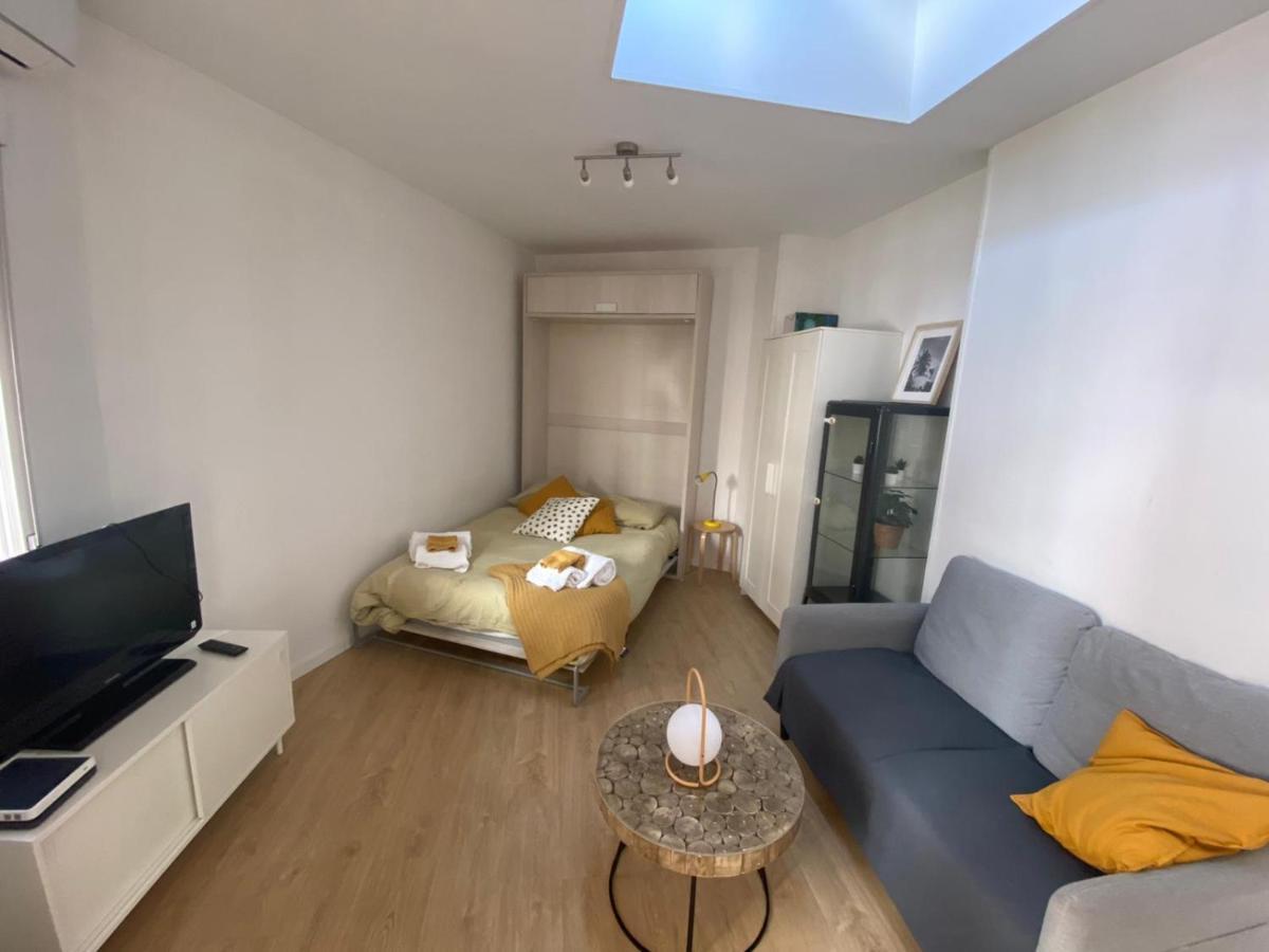 Bonito Estudio Con Terraza Madrid Kültér fotó
